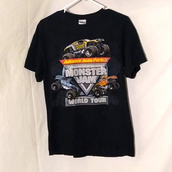 Advance Auto Parts Monster Jam World Tour 2010 T Shirts - Picture 1 of 5